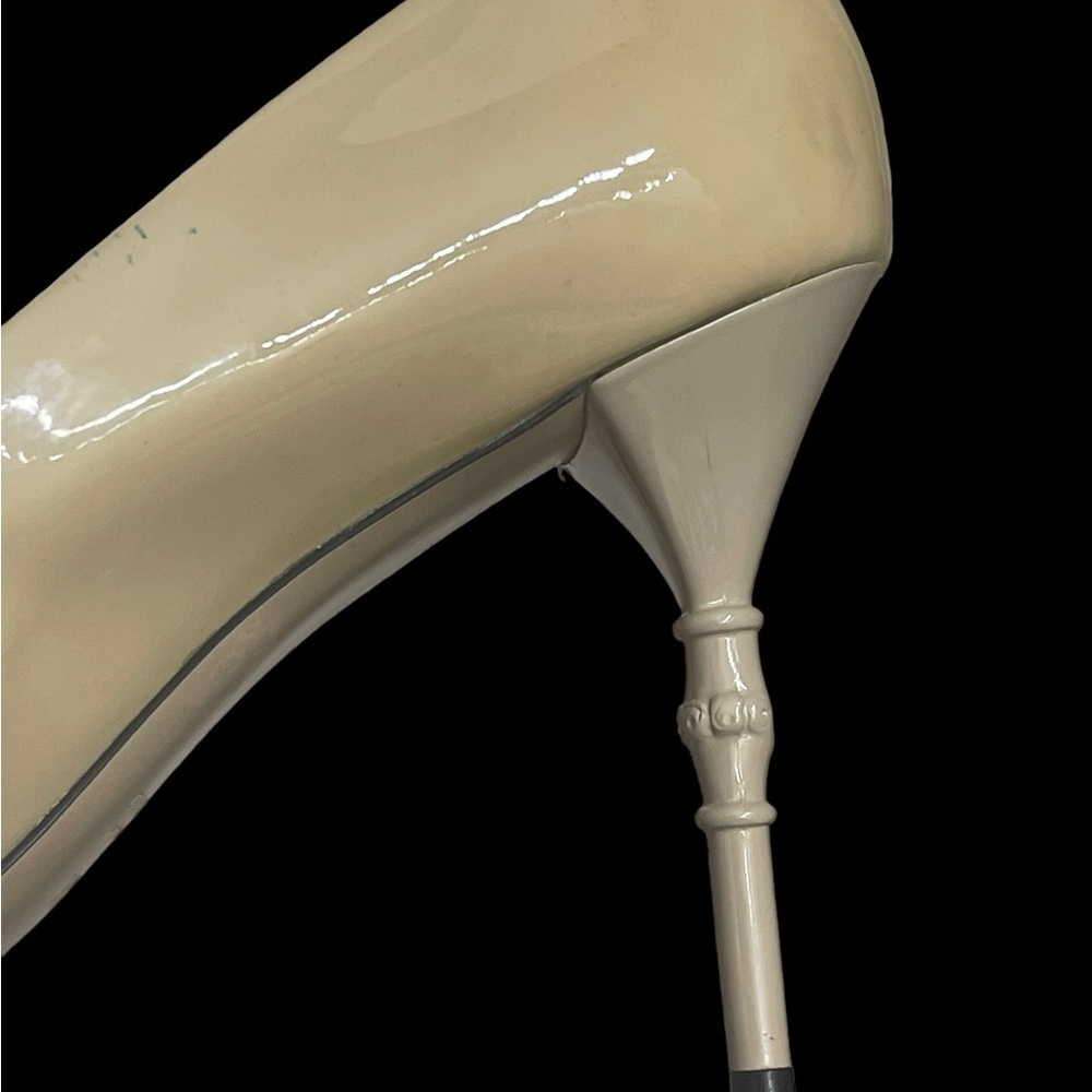 Gucci Bamboo Accent Patent Leather Pumps size  39.5 (9.5) - Picture 13 of 14